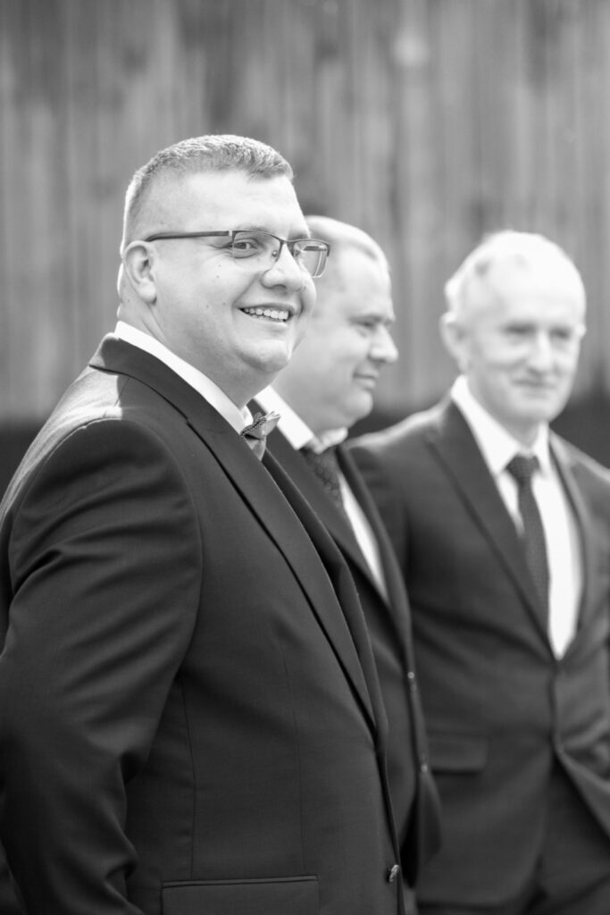 Pan młody sesja przedślubna